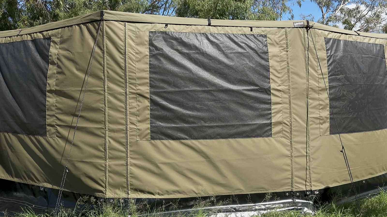 The Bush Company 270 XT MAX Awning Wall Kit - Image 3