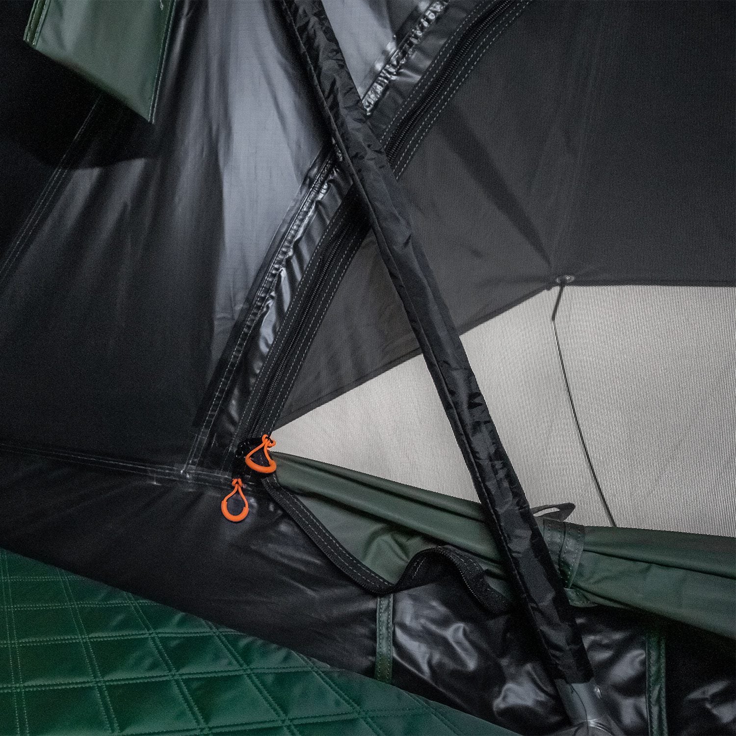 23ZERO Armadillo A3 Hard Shell Rooftop Tent - Image 13