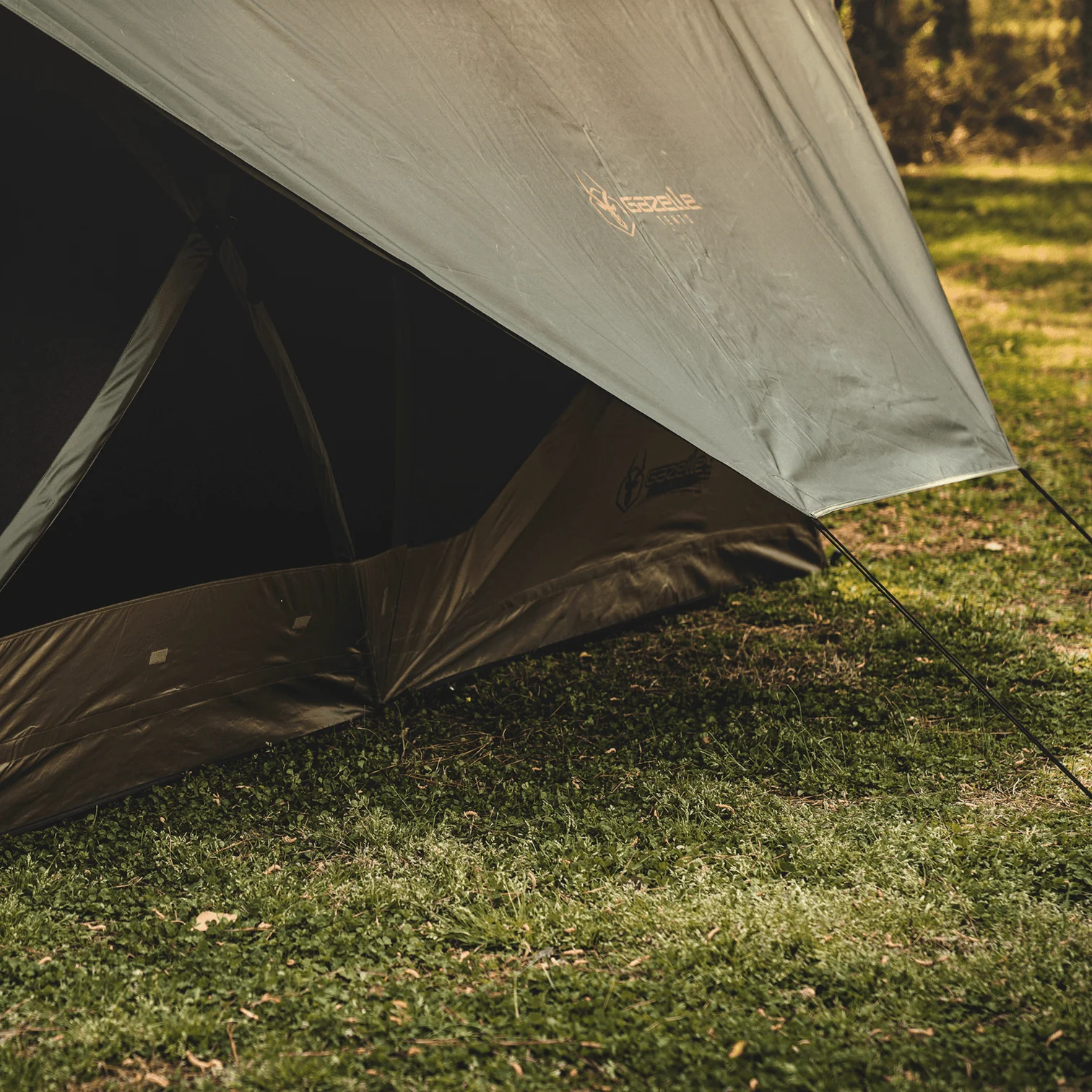 Gazelle T4 Plus Hub Tent Overland Edition - Alpine Green - Image 5