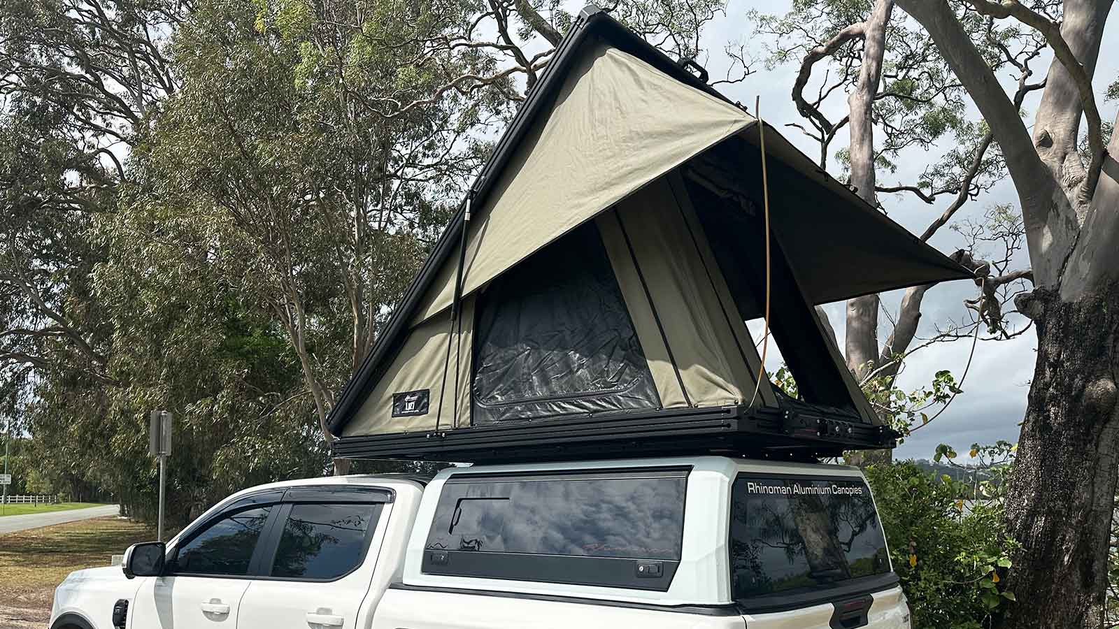 The Bush Company LX27 Clamshell Rooftop Tent - Image 6