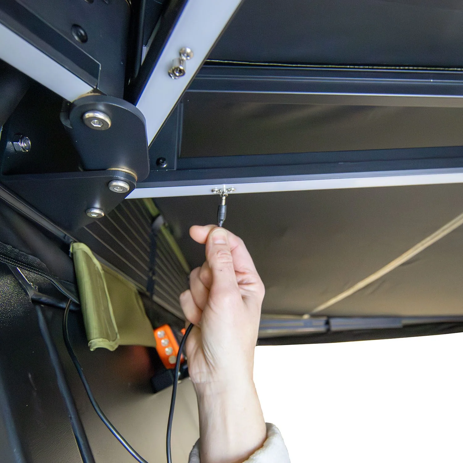 23Zero Peregrine PRO 6 ARM Freestanding 270-Degree Awning - Image 17